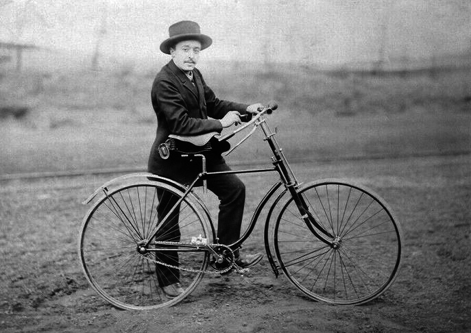 1897 - Un accident de vélo